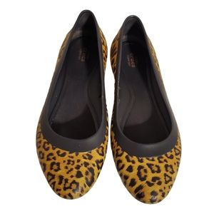 Crocs 8 Leopard Print Flats Womens Slipon
